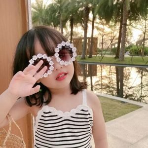 Cute Daisy sunglasses for baby girls