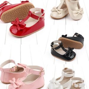 Baby girl's shoe