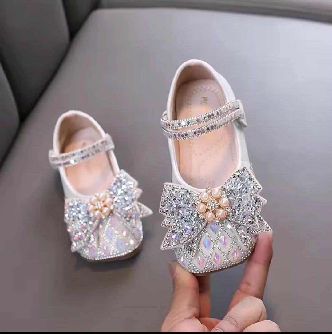Baby girls Shoe(white)