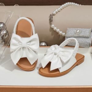 Baby girls Shoe (white)